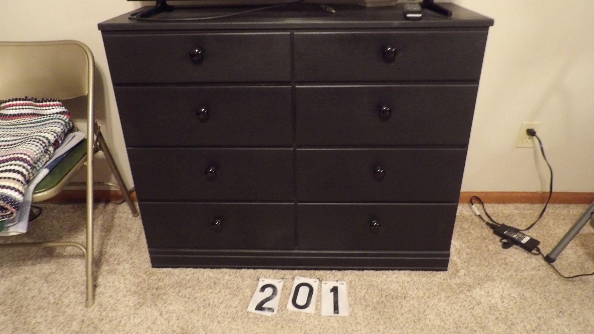 8 Drawer Dresser