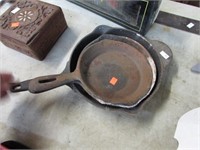 3 CAST IRON PANS