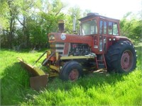 Massey Tractor Model 1000, Nut Running But