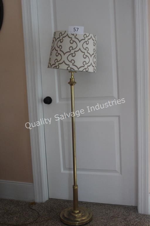 floor lamp