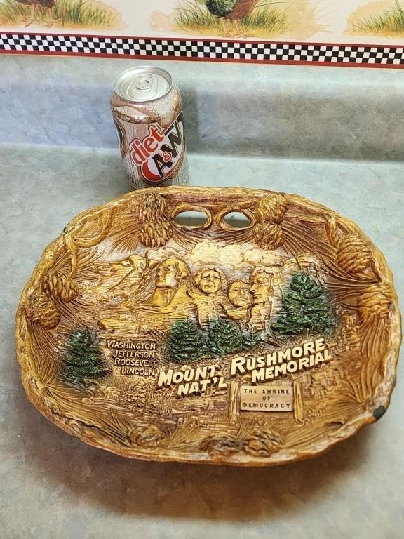 Mount Rushmore Decorative Plate