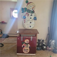 Holographic snowman - 48" x 28"