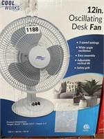 COOL WORKS OSCILLATING DESK FAN