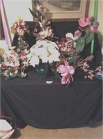 Large group of artificial flowers