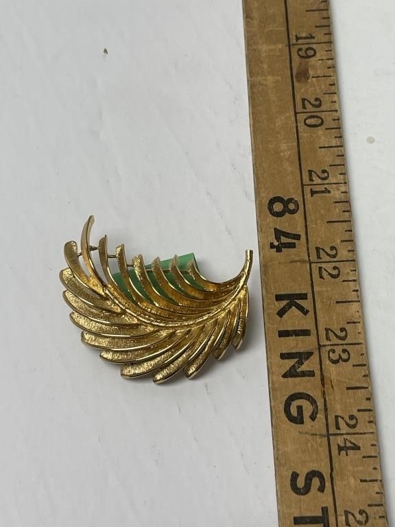 Vintage Monet Gold Tone Fern Brooch