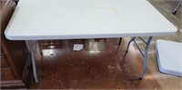 5FT FOLDING TABLE