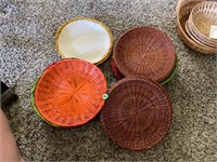 Paper plate baskets