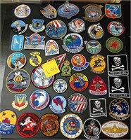 W - LOT OF COLLECTIBLE PATCHES (L93)