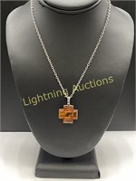 STERLING SILVER AMBER PENDANT NECKLACE