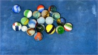 20 vintage machine made marbles