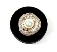 Sterling silver flower design ring with 9mm pearl