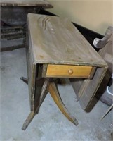 Oak Duncan Fyfe Style Table W/ Drawer