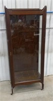 Vintage/Antique Curio Cabinet