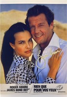 Autograph COA 007 Roger Moore Photo