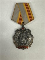 ORDER OF LABOUR GLORY MEDAL. This is the USSR 3rd