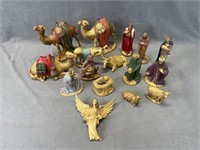 Vintage Pottery Nativity Scene
