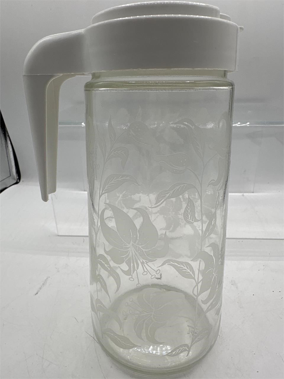 Vintage Tang pitcher glass