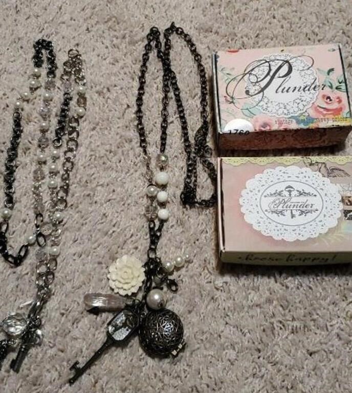 2 Costume Jewelry Necklaces