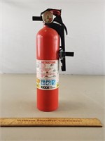 Kidde Fire Extinguisher 14" H