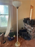 Floor lamp glass shade