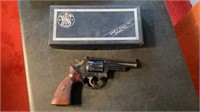 Smith & Wesson 357 Mag, Model No. 19
SN