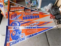 4 DENVER BRONCO PENNANTS