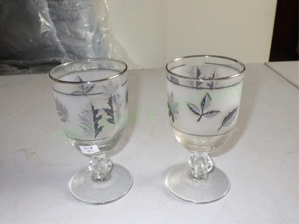 Leaf Water Goblets x 2