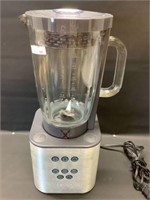 DeLonghi DBL650 Stainless Steel Blender 56 Ounce