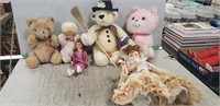 (6) Assorted Dolls & Stuffed Animals