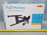 Full Motion 42-80" TV Wall Mount