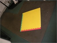 Foam Rubber Floor Mats (7) 2ft x 2ft sections