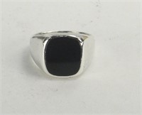 925 SILVER RING SIZE 9 & 9.2g WEIGHT