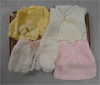 SWEET KNITTED BABY CLOTHES - CLEAN - 0 TO 6 MONTHS