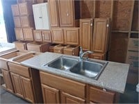 Cabinets and Sink 20pcs including sink 20X$