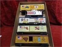 Lionel rolling stock train cars.