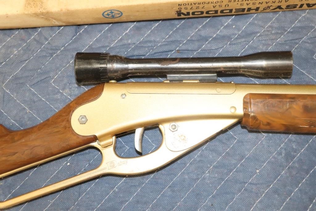 Daisy Gun With Scope Model 104 In Original Box Eastern Shore Auctions Inc