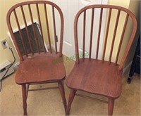 Pair of oak table chairs