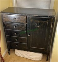 Early 1900s dresser/storage cabinet. Measures 41