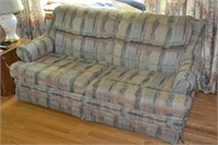 5 1/2 FT Fabric Pattern Sofa