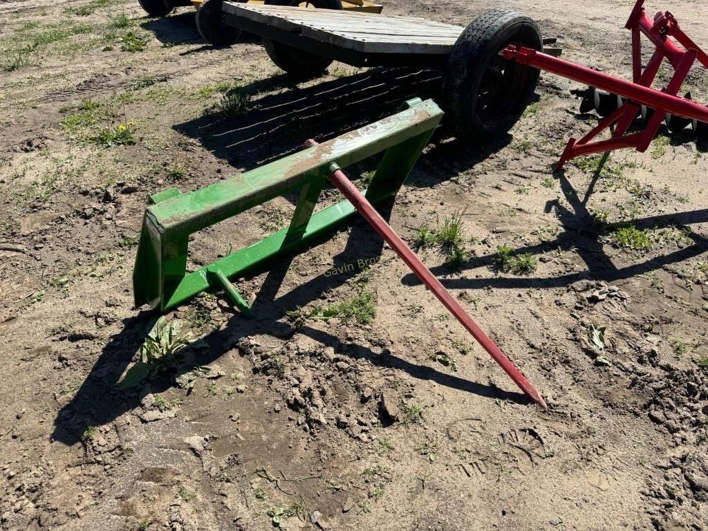 loader mount bale spear