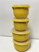 (4) Vintage Tupperware Mixing Bowls  Yellow