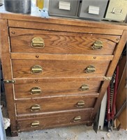 5-Drawer Dresser w/ Contents