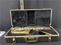 Bundy II Saxophone w/ Hard Case