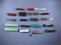 (17 PCS) ASSORTED POCKET KNIVES, CLIPPERS & MONEY