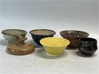 6 Assorted stoneware pottery