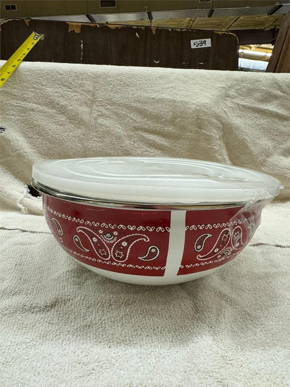 SET OF THREE RED PAISLEY MIXING BOWLS WITH LIDS