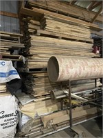 PALLETS OF BOARDS / OAK / POPLAR