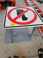 NO DELIVERY TRUCK SIGN TABLE
