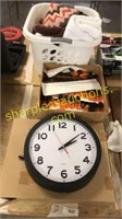 Quartz clock, clips