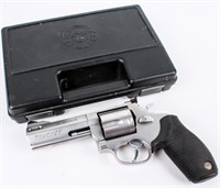 Gun Taurus Tracker .44 Mag Revolver